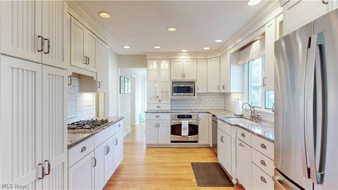 Tiny photo for 145 Greenbrier Drive, Chagrin Falls, OH 44022 (MLS # 5192125)