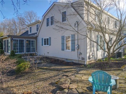 Tiny photo for 145 Greenbrier Drive, Chagrin Falls, OH 44022 (MLS # 5192125)