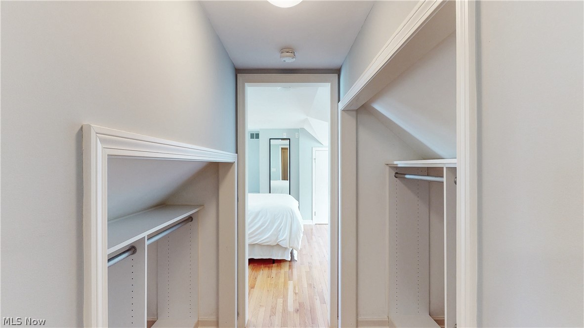 Chagrin Acres - Residential