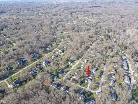 Tiny photo for 145 Greenbrier Drive, Chagrin Falls, OH 44022 (MLS # 5192125)