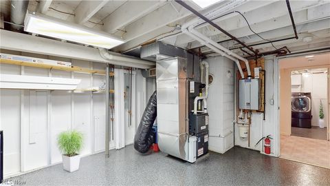 Tiny photo for 145 Greenbrier Drive, Chagrin Falls, OH 44022 (MLS # 5192125)