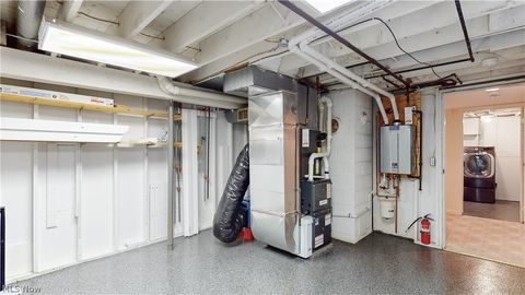 Tiny photo for 145 Greenbrier Drive, Chagrin Falls, OH 44022 (MLS # 5192125)