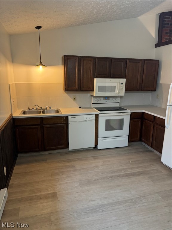 Green - Residential Lease