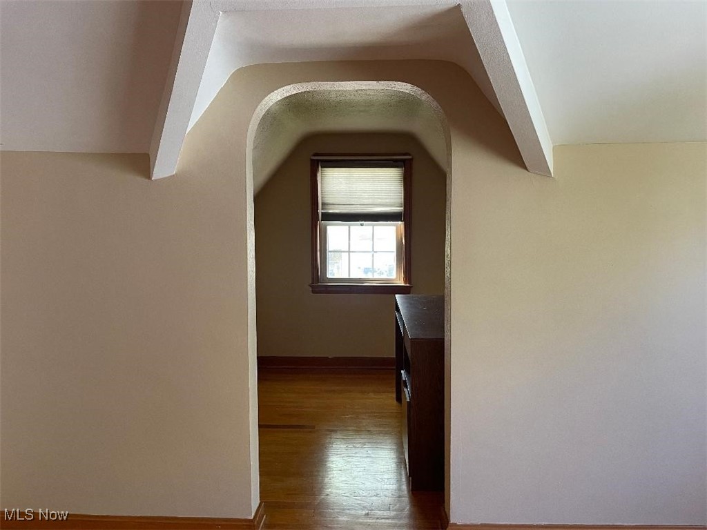 13432 Wainstead Avenue, Cleveland, Ohio image 37