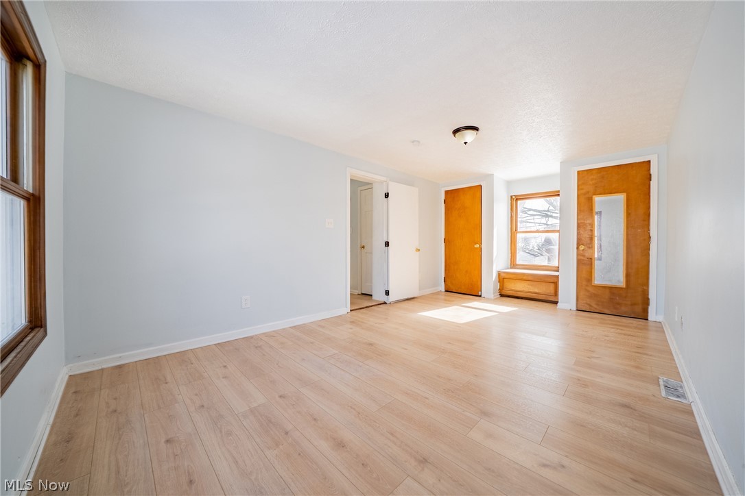 Knickerbocker Land Cos Erie S - Residential