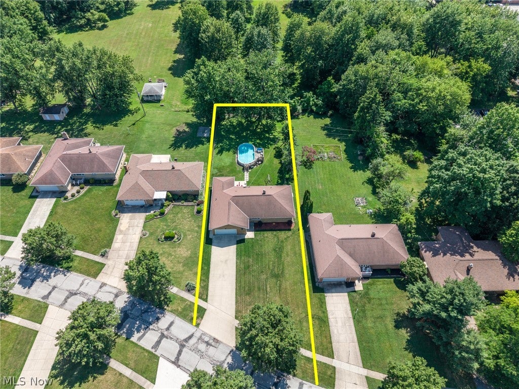 13967 Mohawk Trail