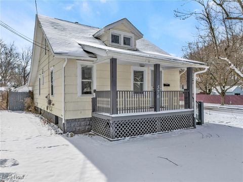 576 Cole Avenue, Akron, OH 44301 - MLS#: 5103882
