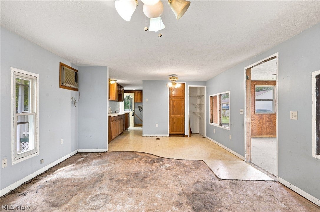 405 Palomino Court
