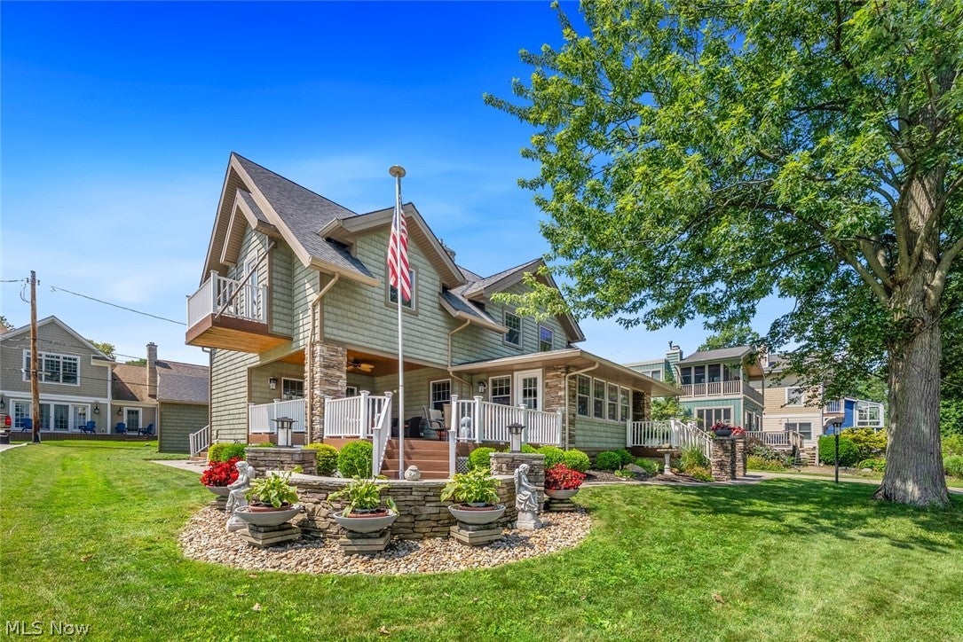 25021 Lakeview Drive