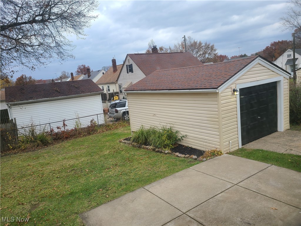 Mccourt - Residential Lease