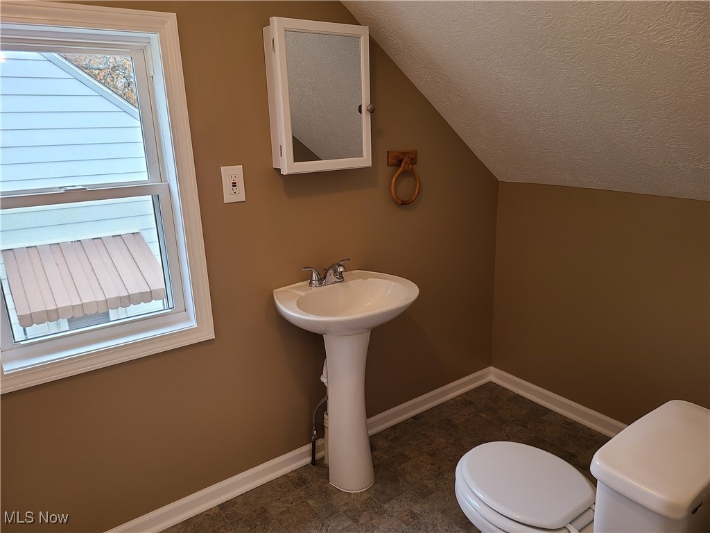 Mccourt - Residential Lease