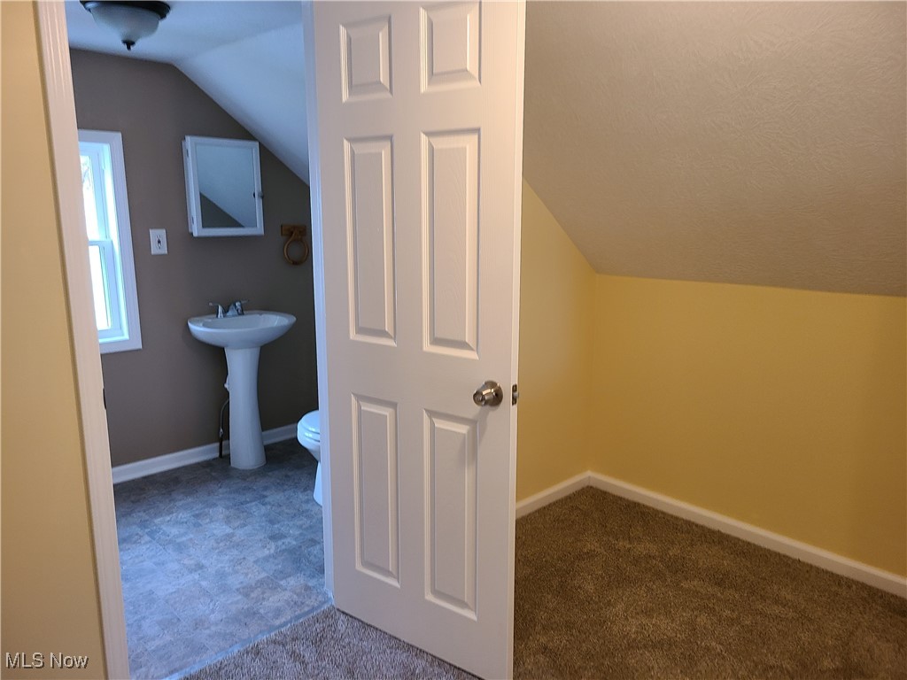 Mccourt - Residential Lease