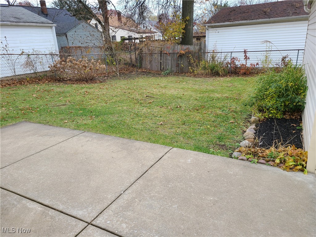 Mccourt - Residential Lease