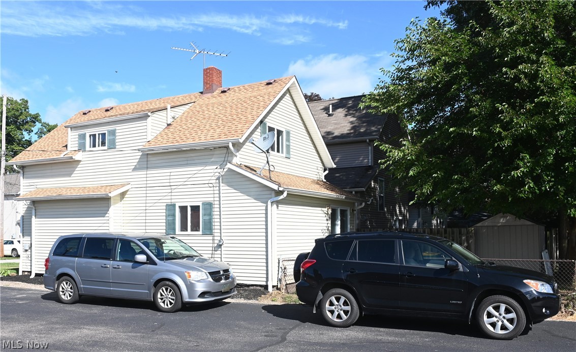 Willobee-On-The-Lake 02 - Residential