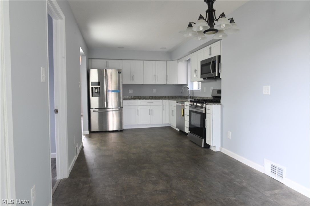 Willobee-On-The-Lake 02 - Residential