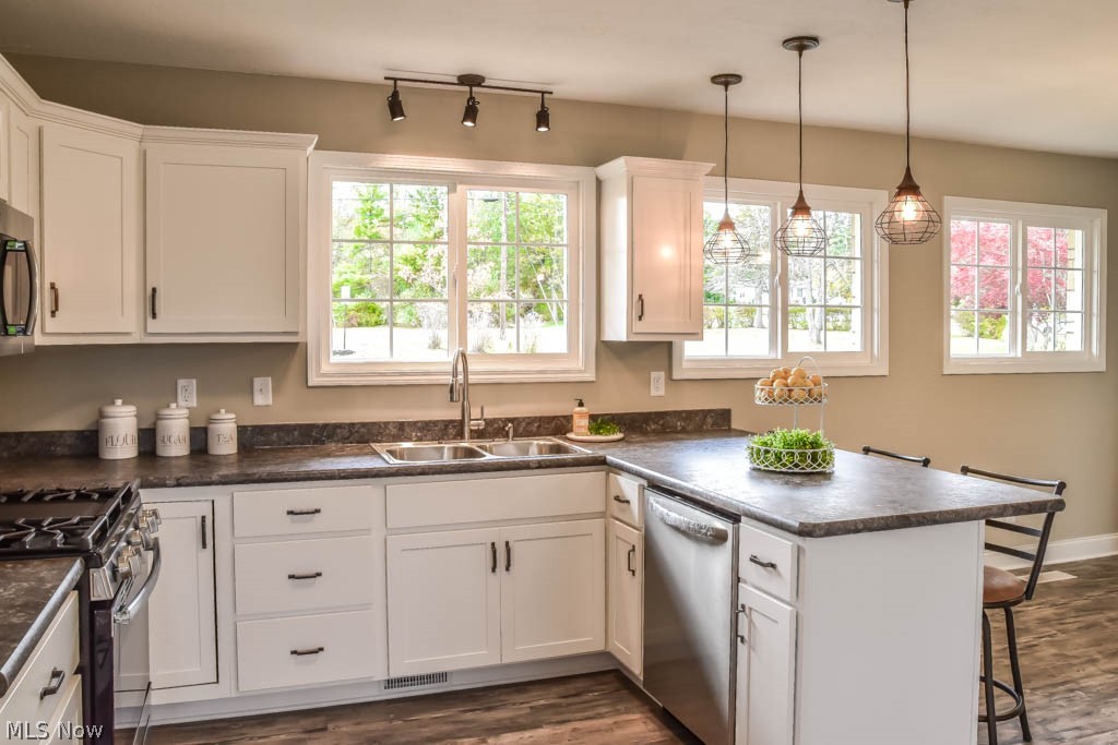 Hinckley Lk Homes Inc Allotmen - Residential