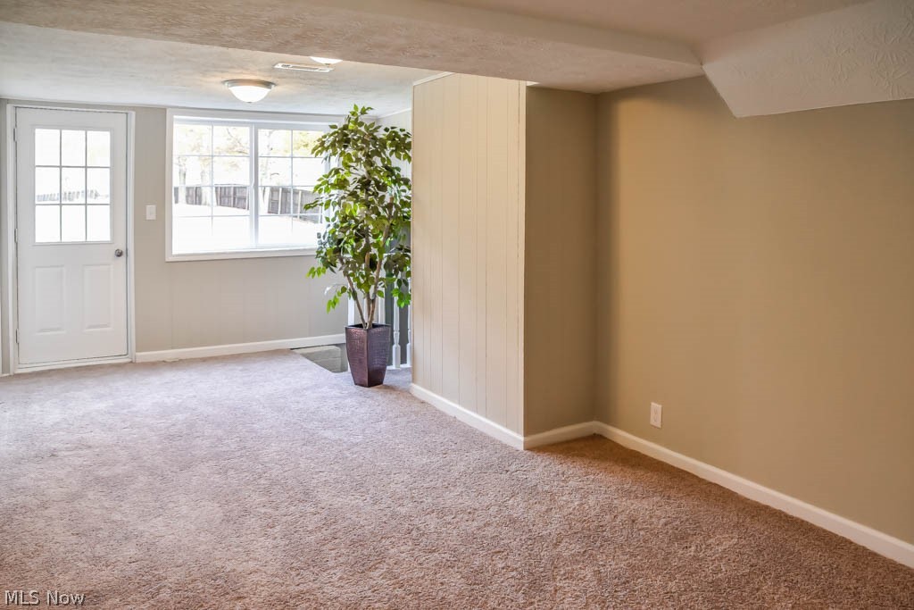 Hinckley Lk Homes Inc Allotmen - Residential