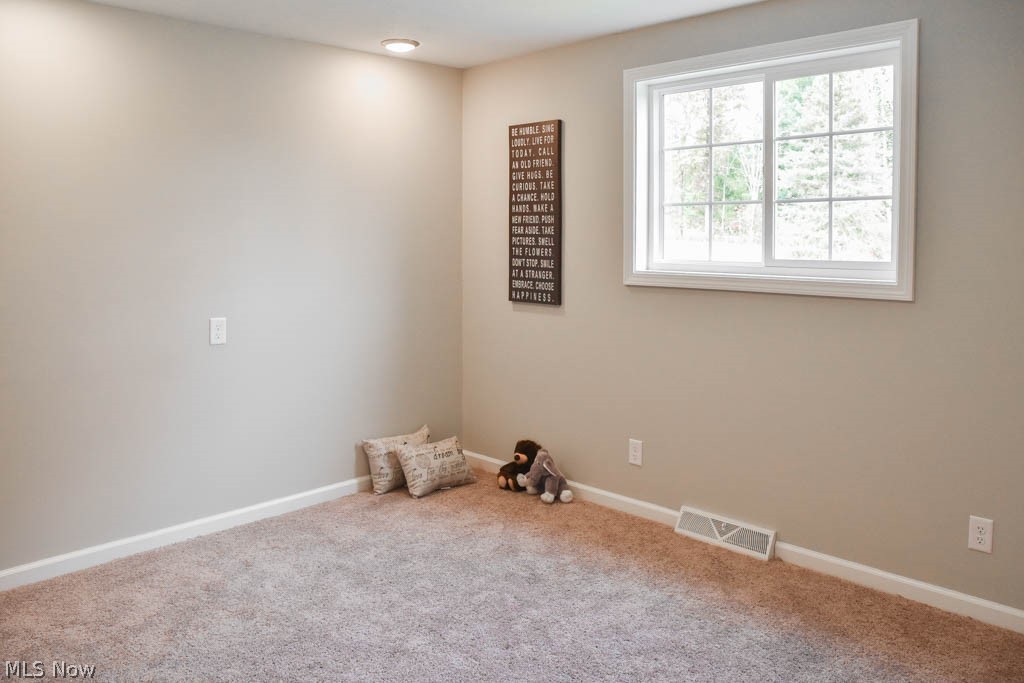 Hinckley Lk Homes Inc Allotmen - Residential