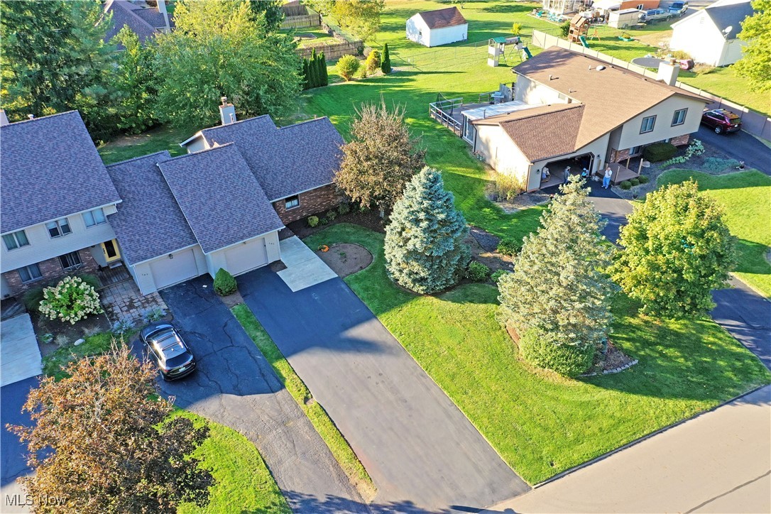 Gemwood Condo - Residential