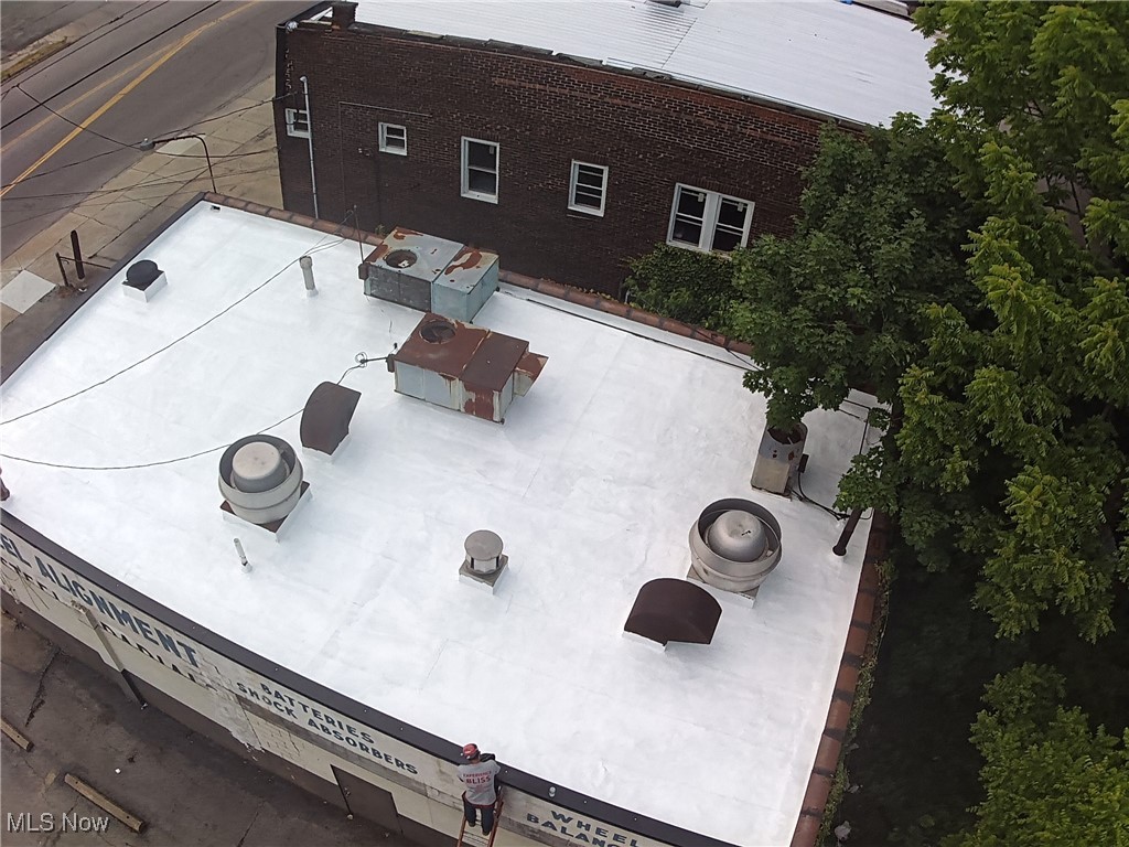 William Liberato 1 - Commercial Sale