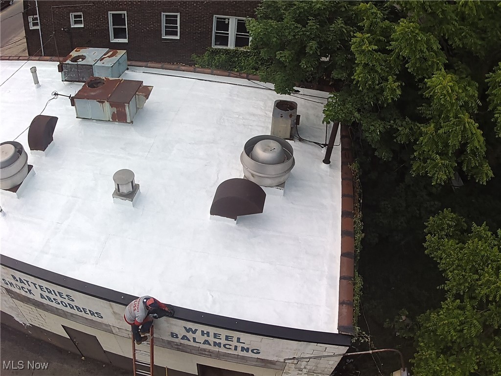 William Liberato 1 - Commercial Sale