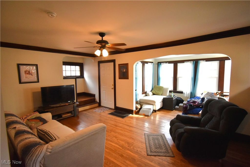 Photo of 3608 W 133rd Street, Cleveland, OH 44111 (MLS # 5180477)