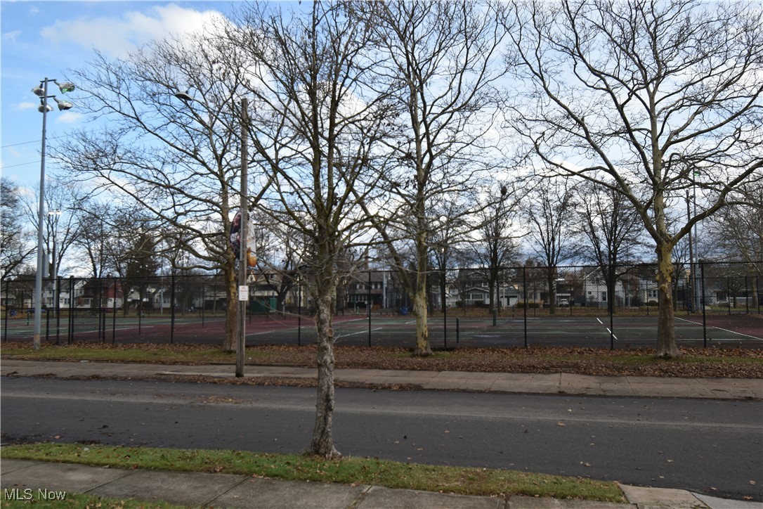 Jefferson Park - Residential