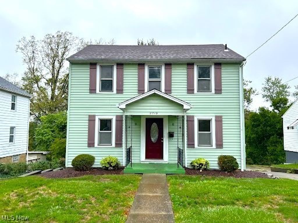 Photo of 2719 Cleveland Avenue, Steubenville, OH 43952 (MLS # 5181629)