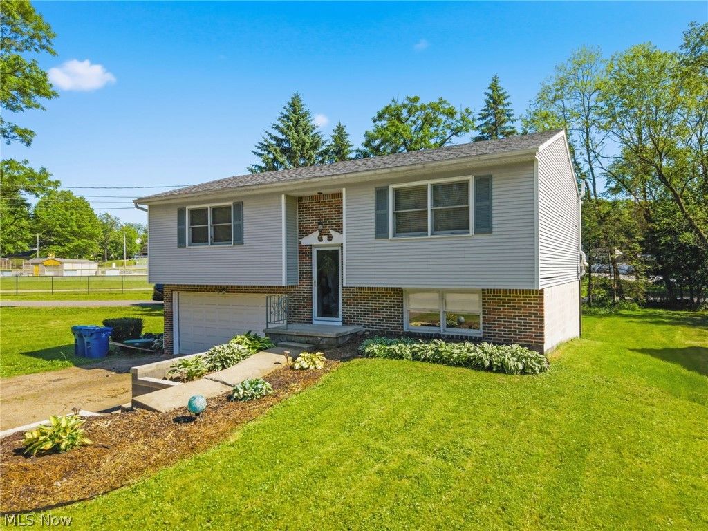 Photo of 50 Kirby Drive, Akron, OH 44319 (MLS # 5214556)