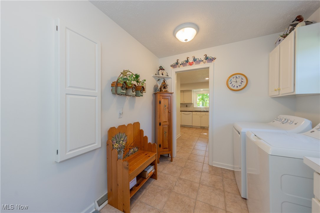 7626 Ellington Place, Mentor, Ohio image 20