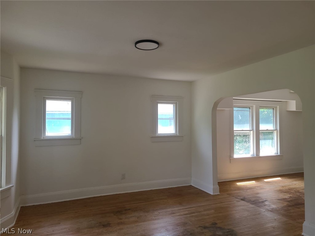 Superior Pk Sub - Residential Income