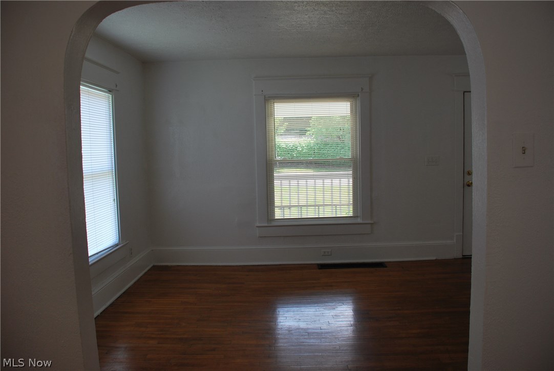 Riverside - Residential Lease