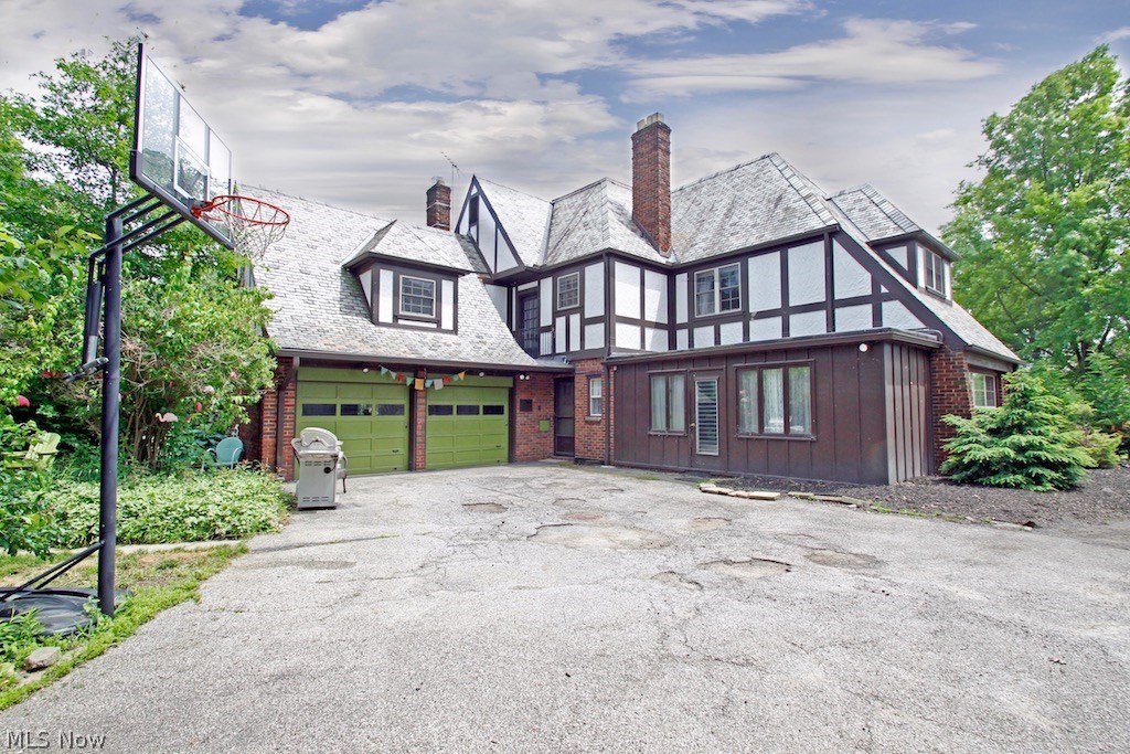 Lawrence - Residential