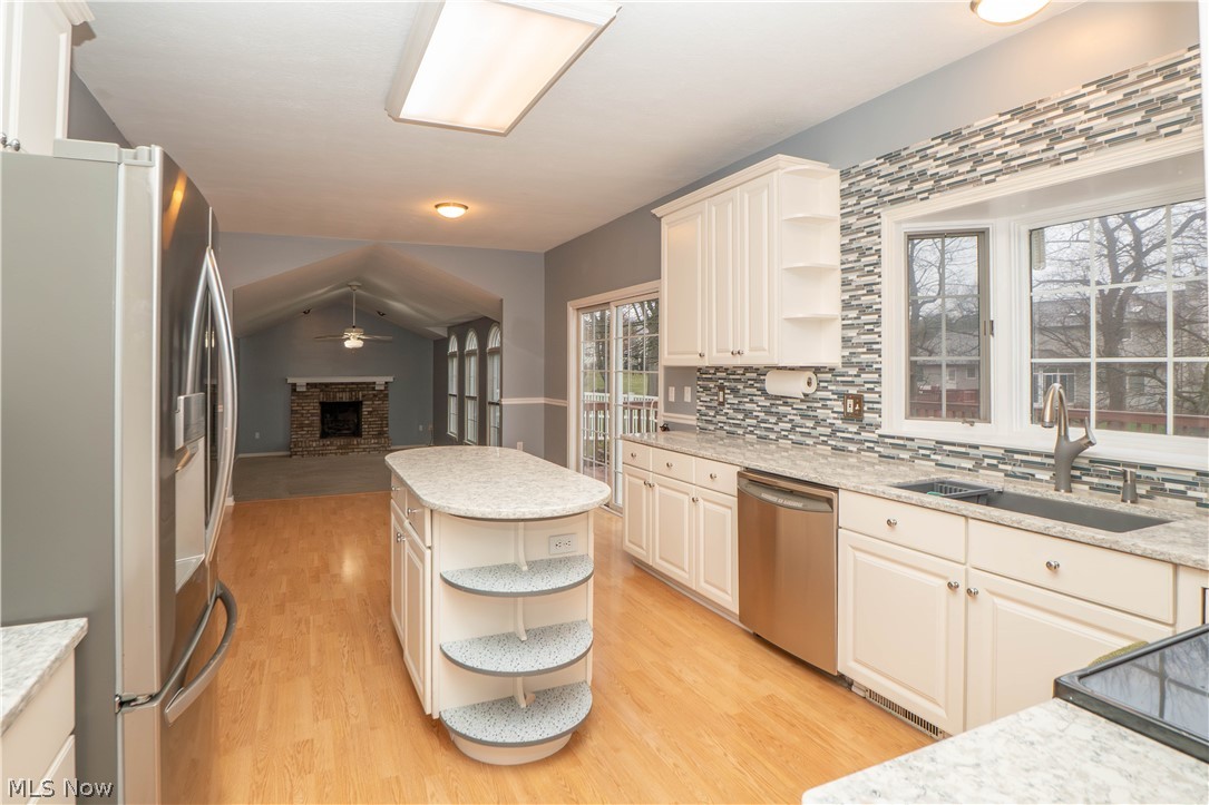 Robins Trace Ph II - Residential