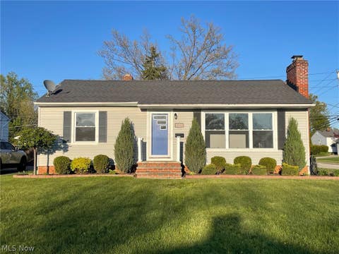 Photo of 1683 Dennis Drive, Wickliffe, OH 44092 (MLS # 5233439)