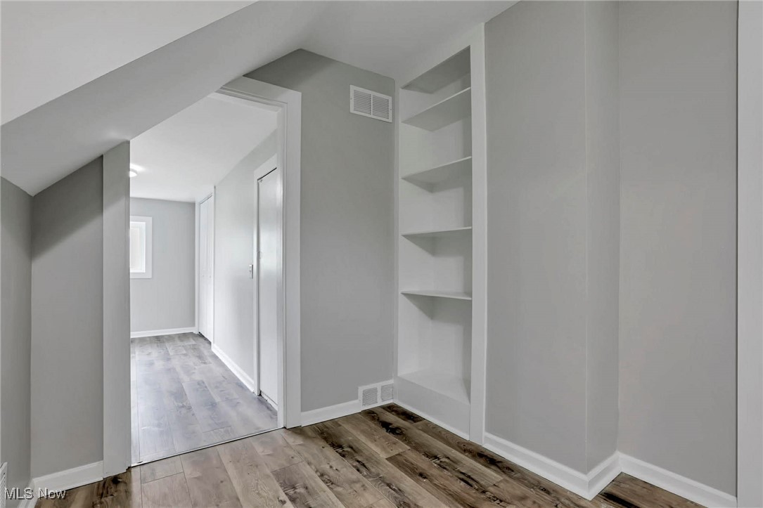 Floral Hill - Residential