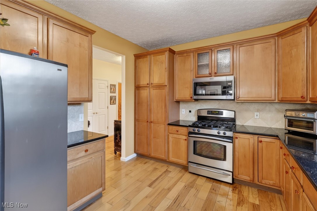 Village/Waterside Xing South - Residential