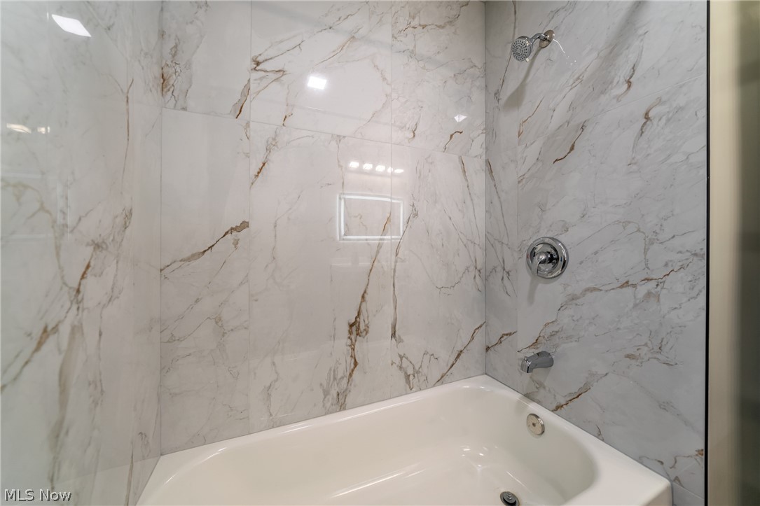 Garfield Vly - Residential