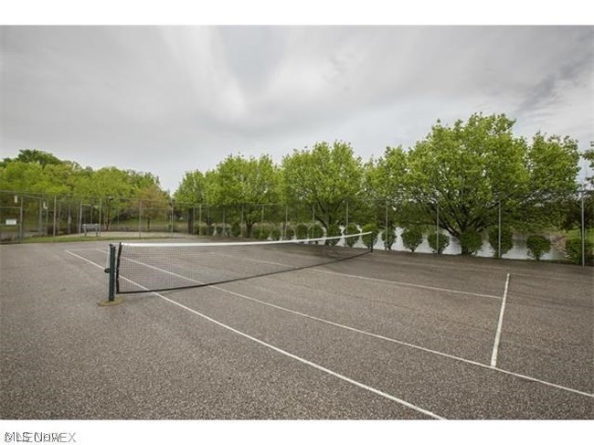 Courts Country Lakes Condo - Residential