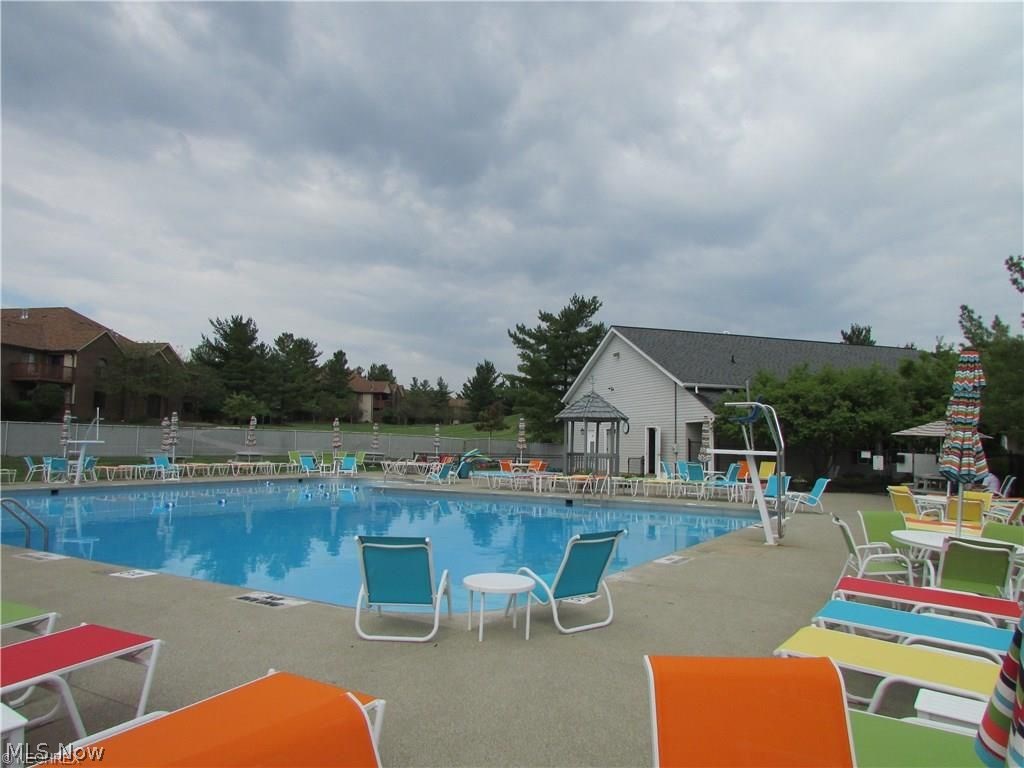 Courts Country Lakes Condo - Residential