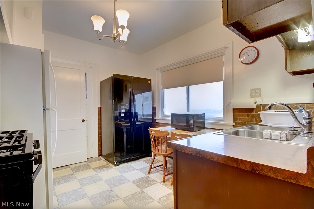 Dunham Heights - Residential