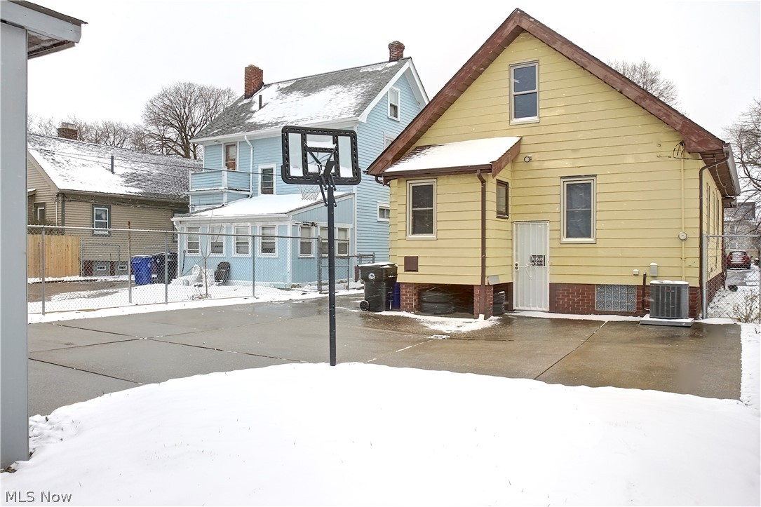 Dunham Heights - Residential