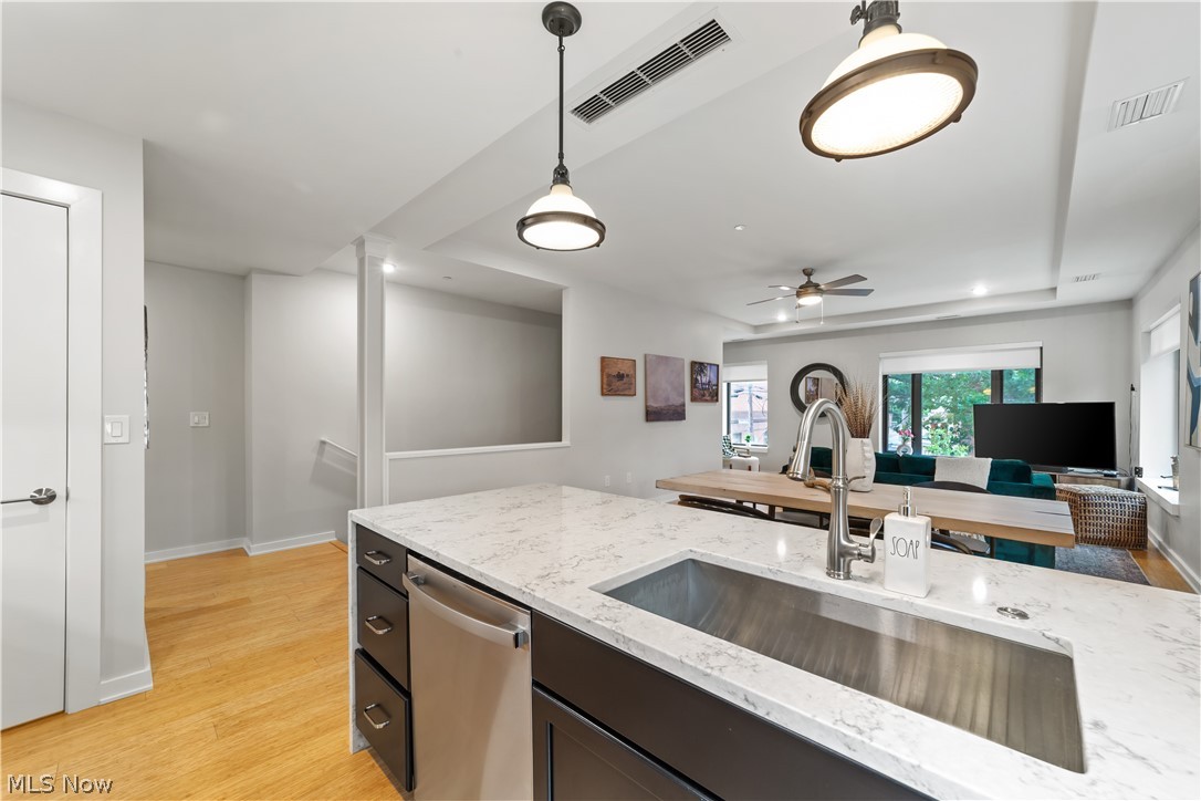 Quattro - Residential