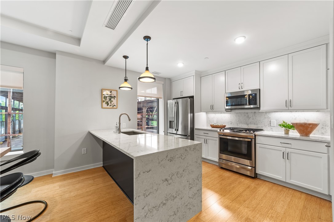 Quattro - Residential