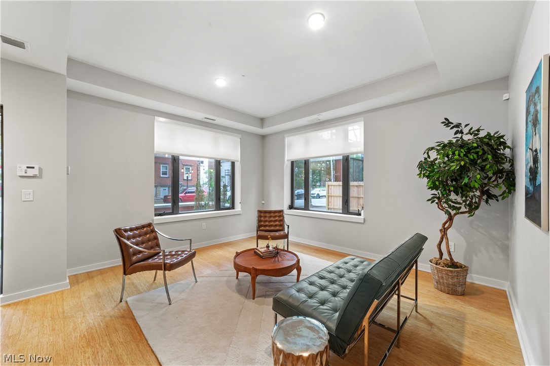 Quattro - Residential