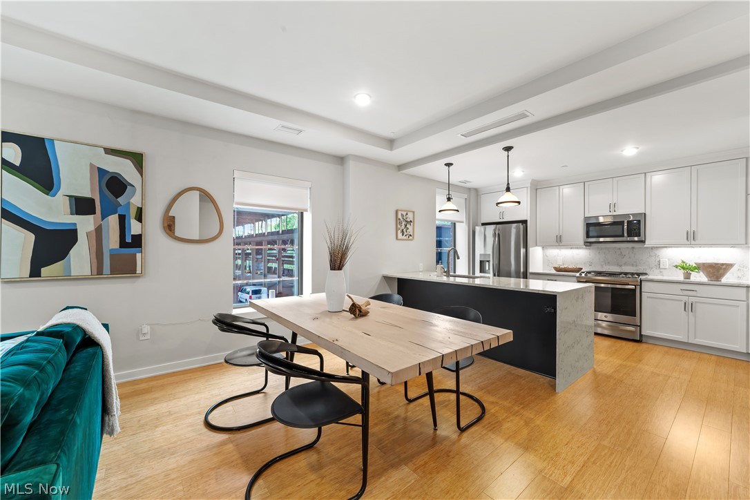 Quattro - Residential