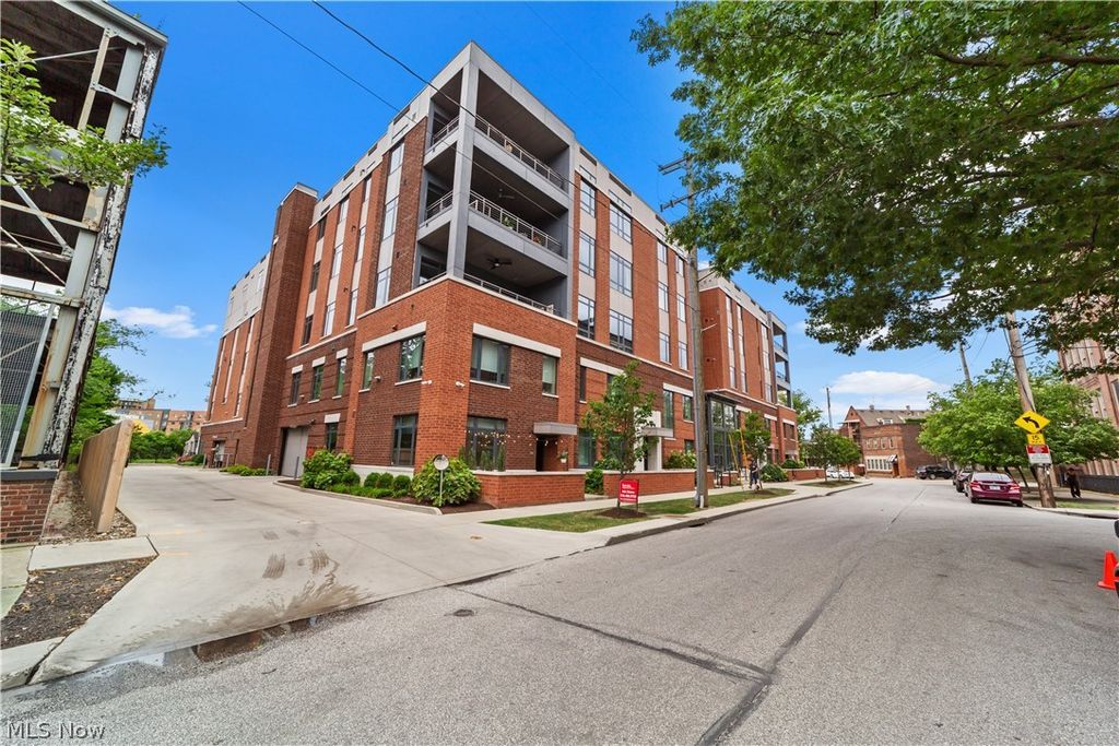 Photo of 2044 Random Road #101, Cleveland, OH 44106 (MLS # 5190312)