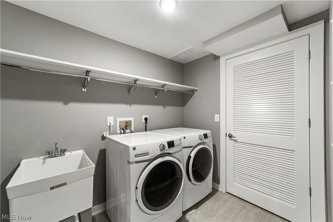 Quattro - Residential