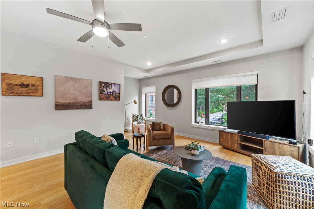 Quattro - Residential