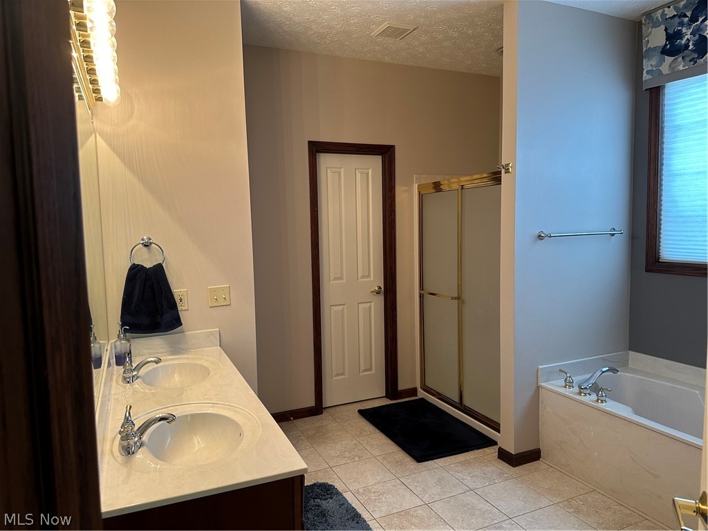 Oakmont Clstrs Ph 02 - Residential